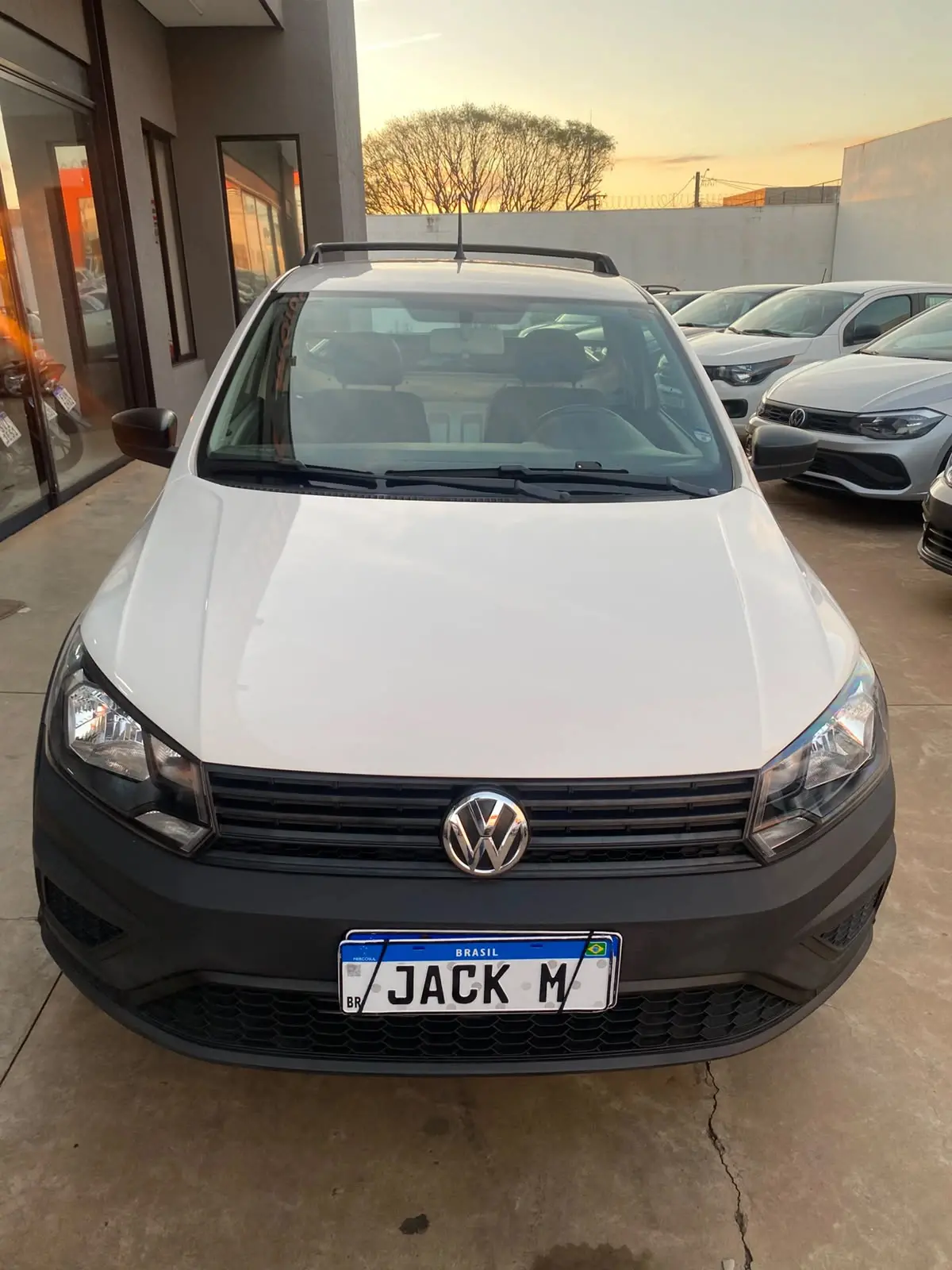 VOLKSWAGEN Saveiro - Foto