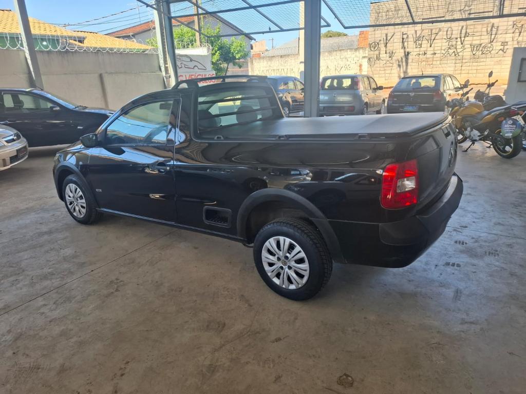 VOLKSWAGEN Saveiro - Foto