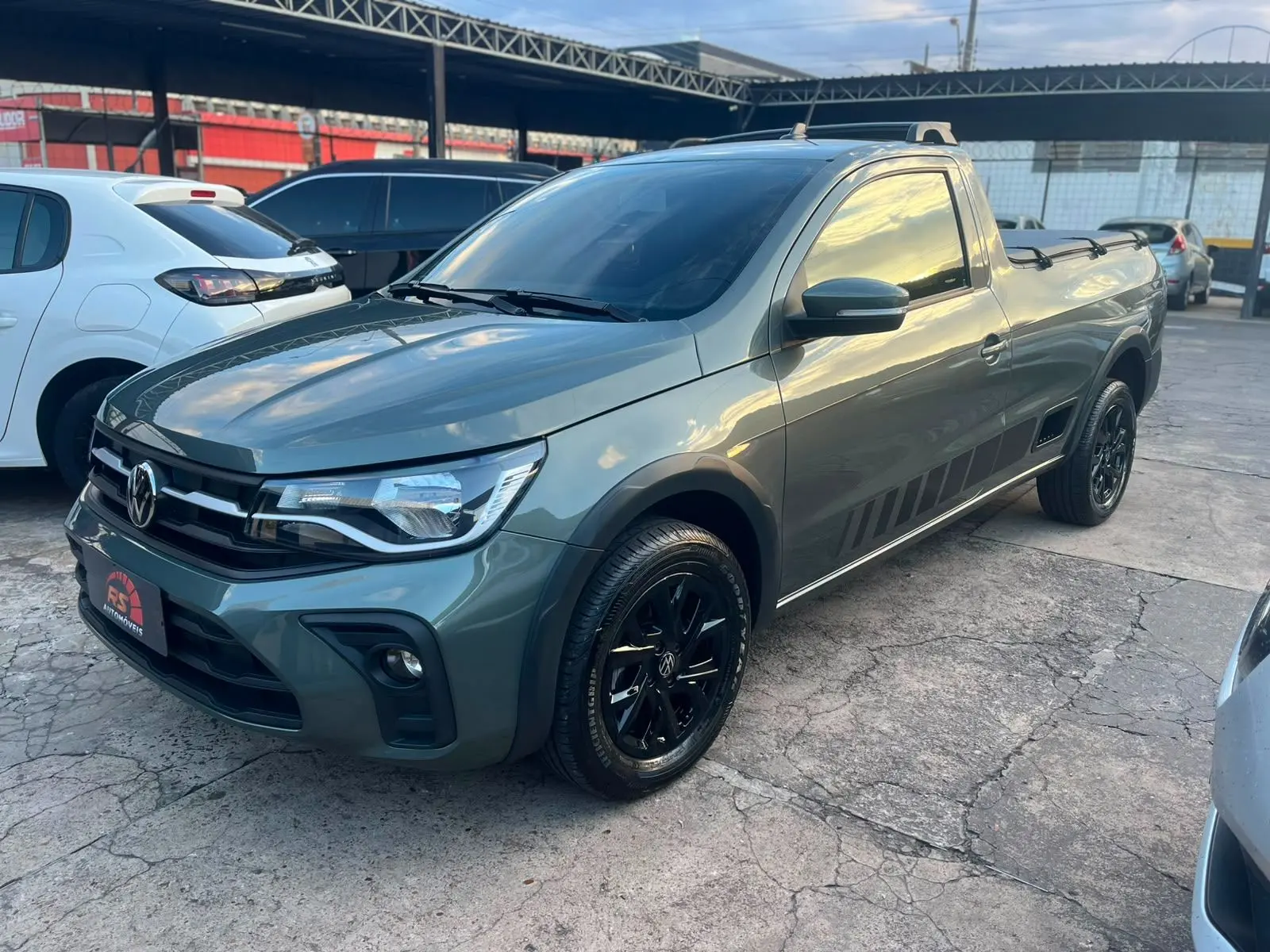 VOLKSWAGEN Saveiro