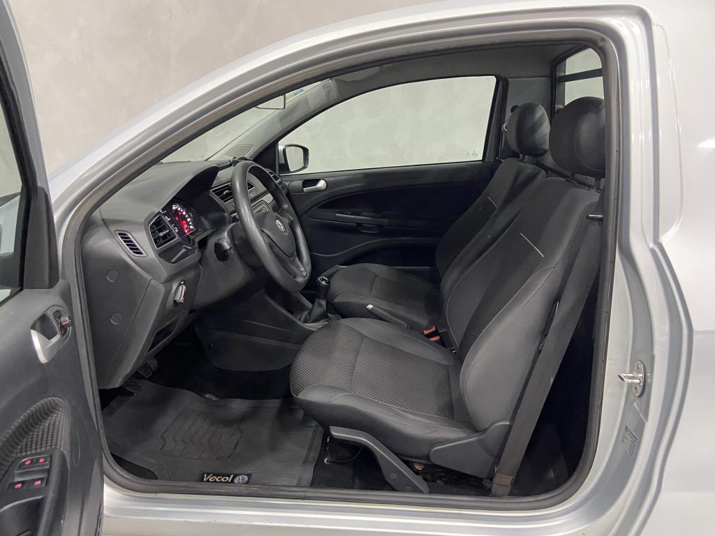 VOLKSWAGEN Saveiro - Foto