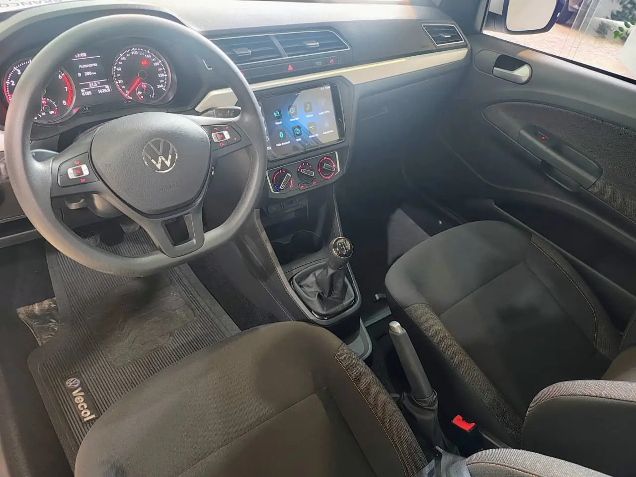 VOLKSWAGEN Saveiro - Foto