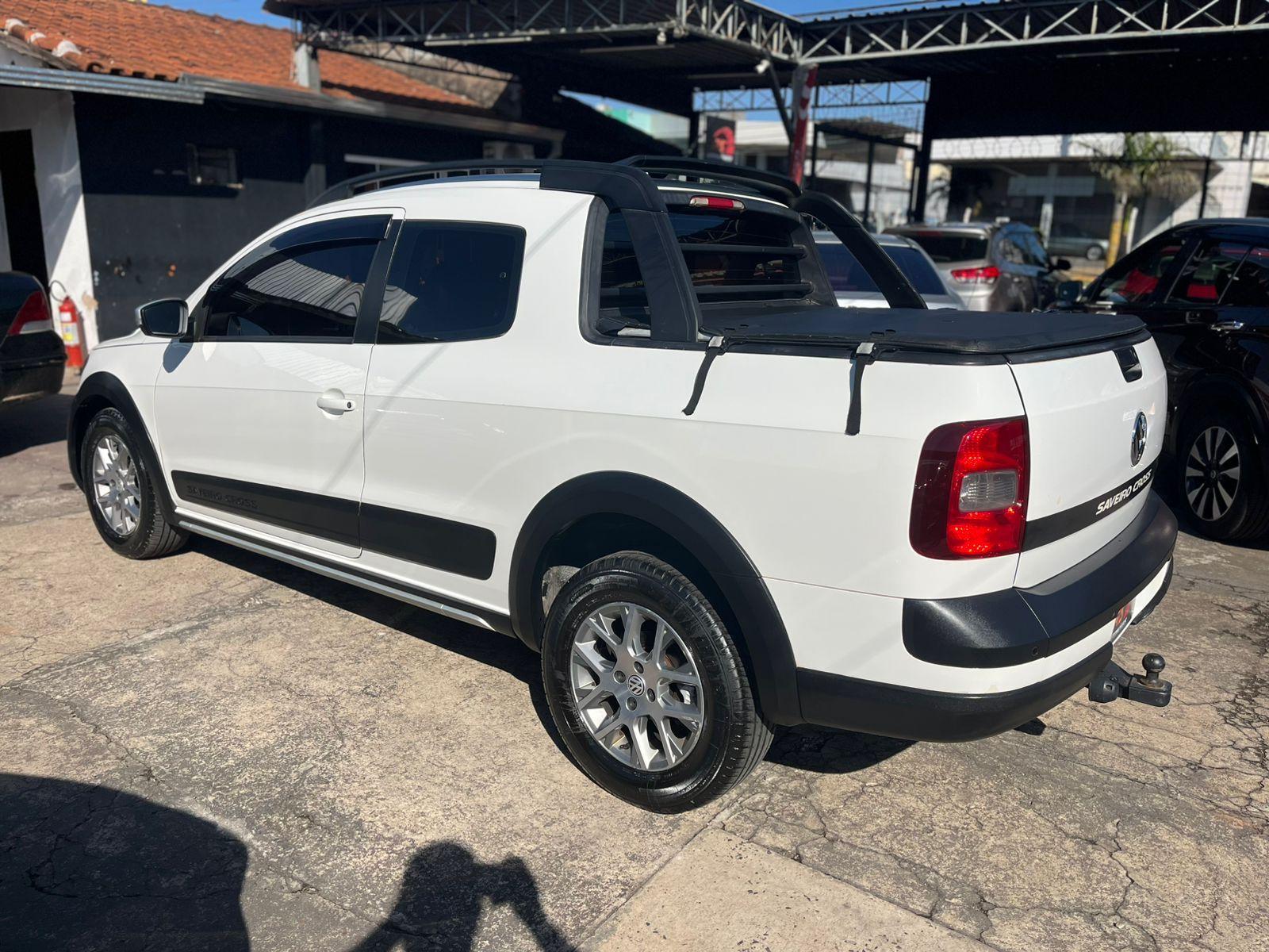 VOLKSWAGEN Saveiro - Foto