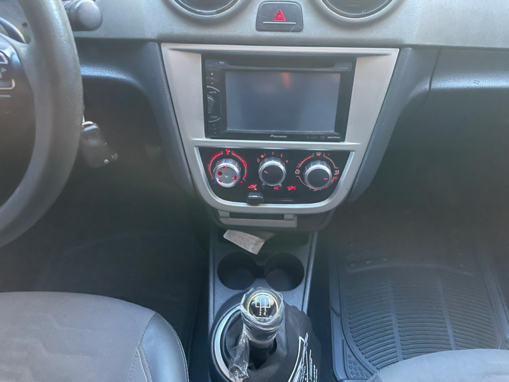 VOLKSWAGEN Saveiro - Foto