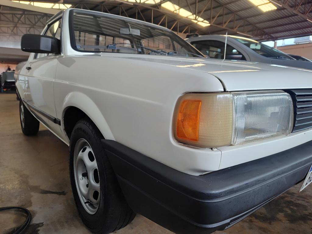 VOLKSWAGEN Saveiro - Foto