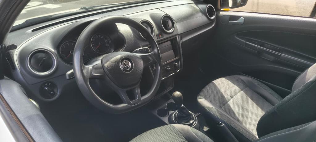 VOLKSWAGEN Saveiro - Foto