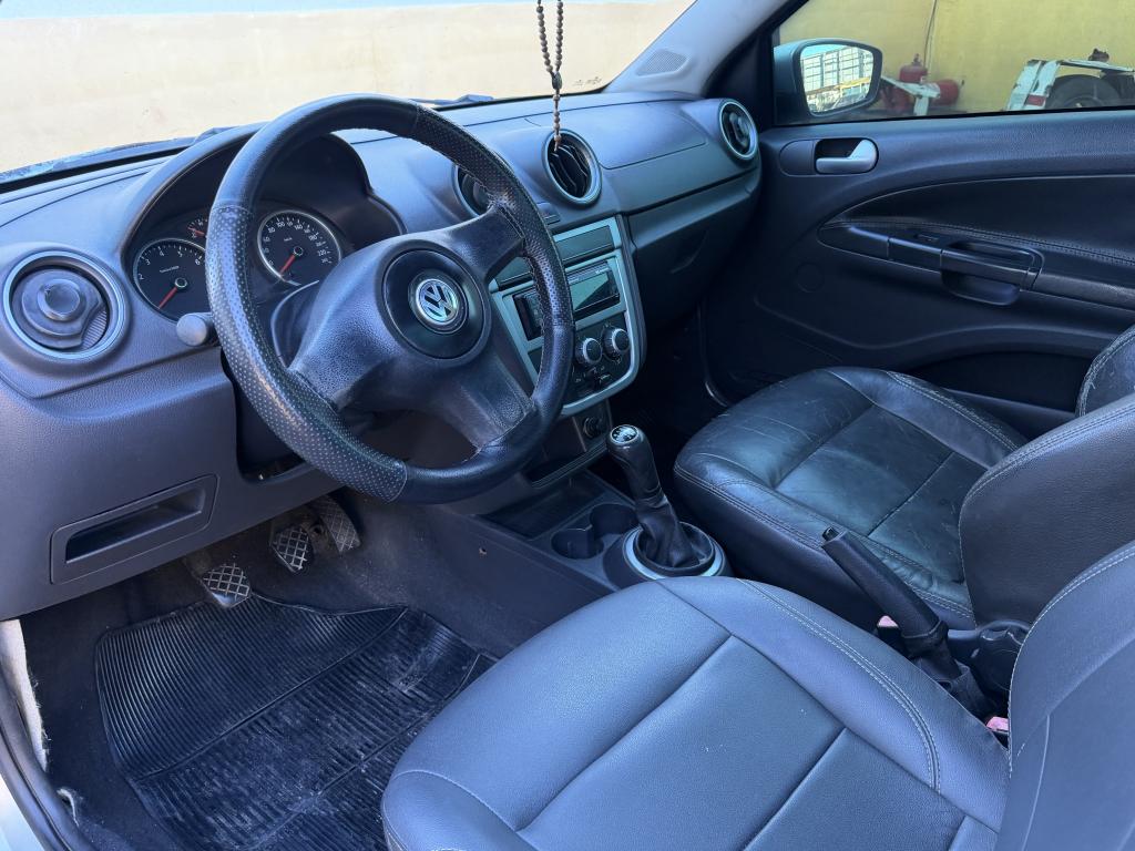 VOLKSWAGEN Saveiro - Foto
