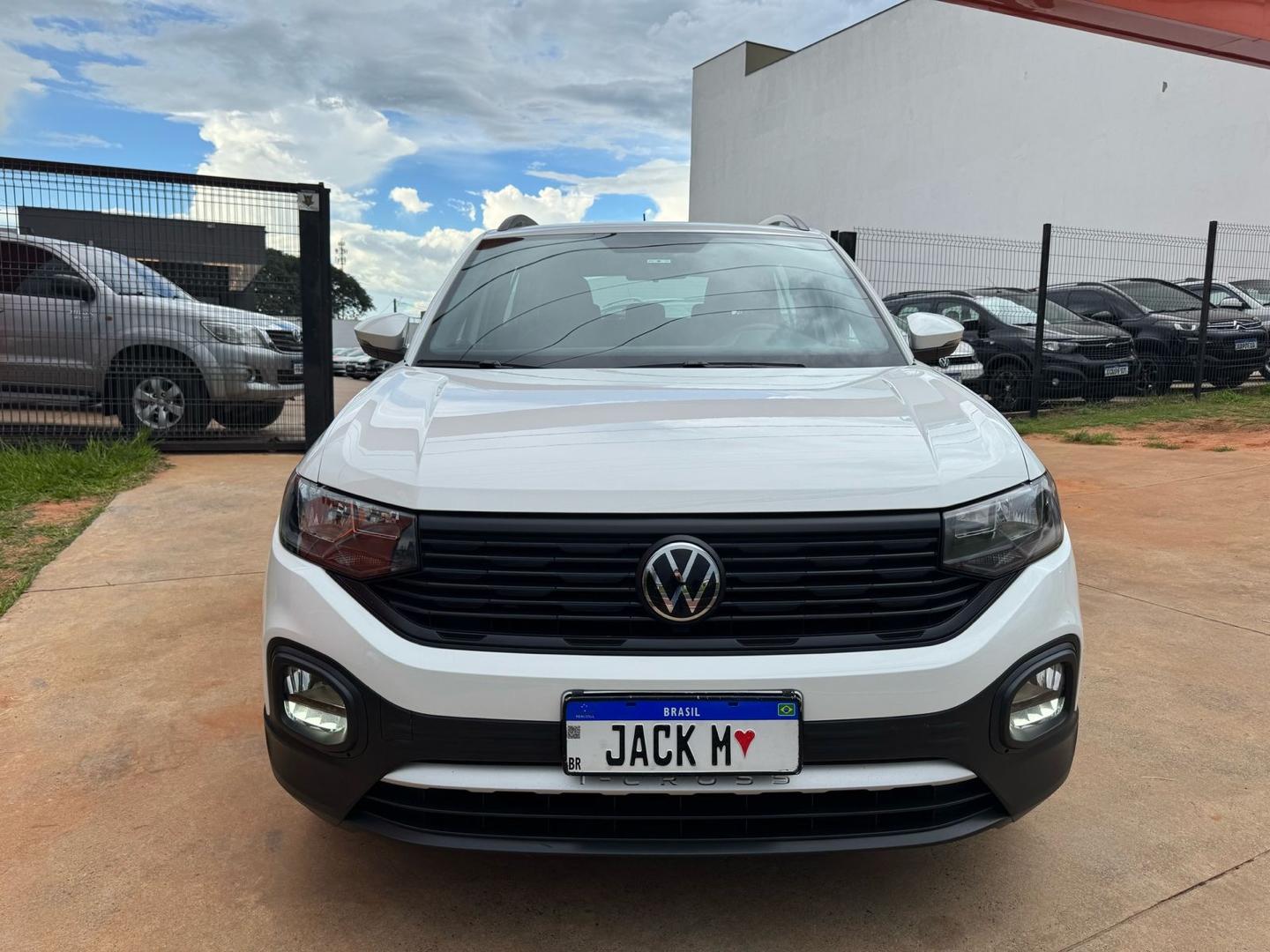 VOLKSWAGEN T-Cross - Foto