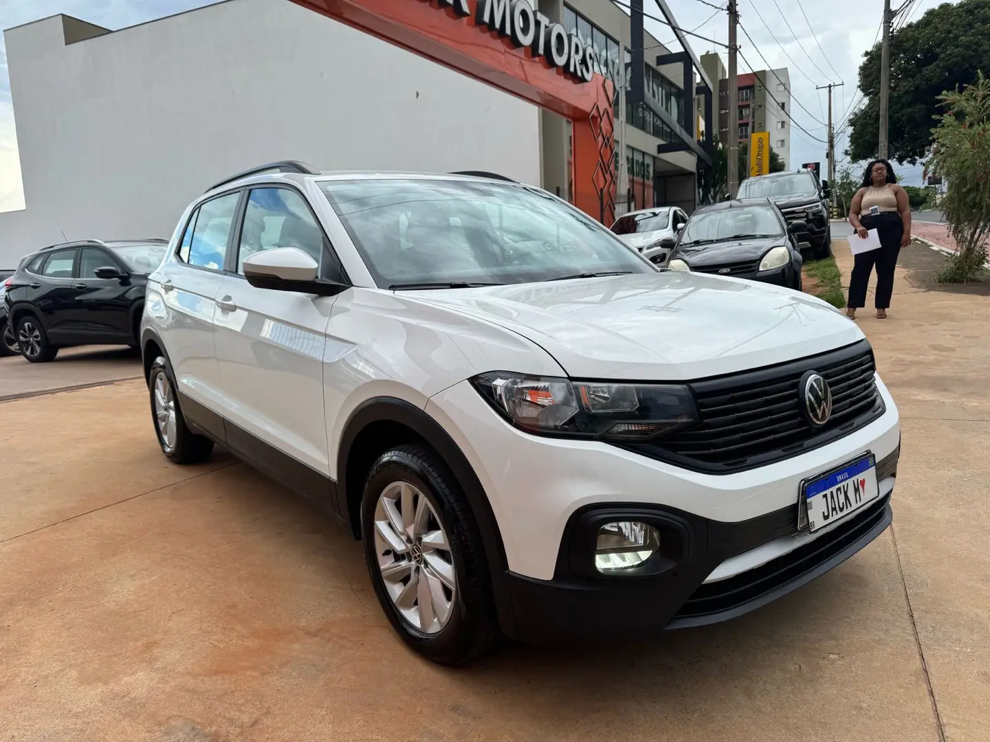 VOLKSWAGEN T-Cross - Foto