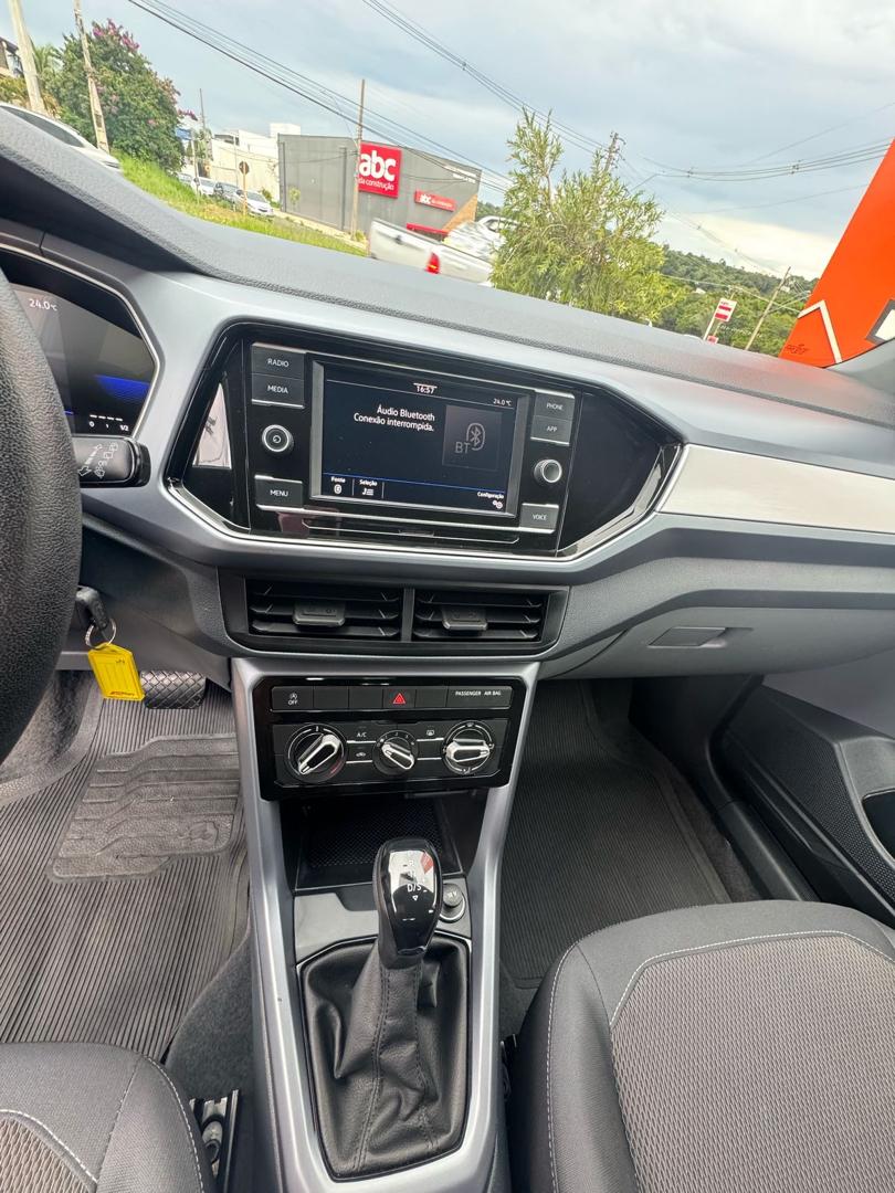 VOLKSWAGEN T-Cross - Foto