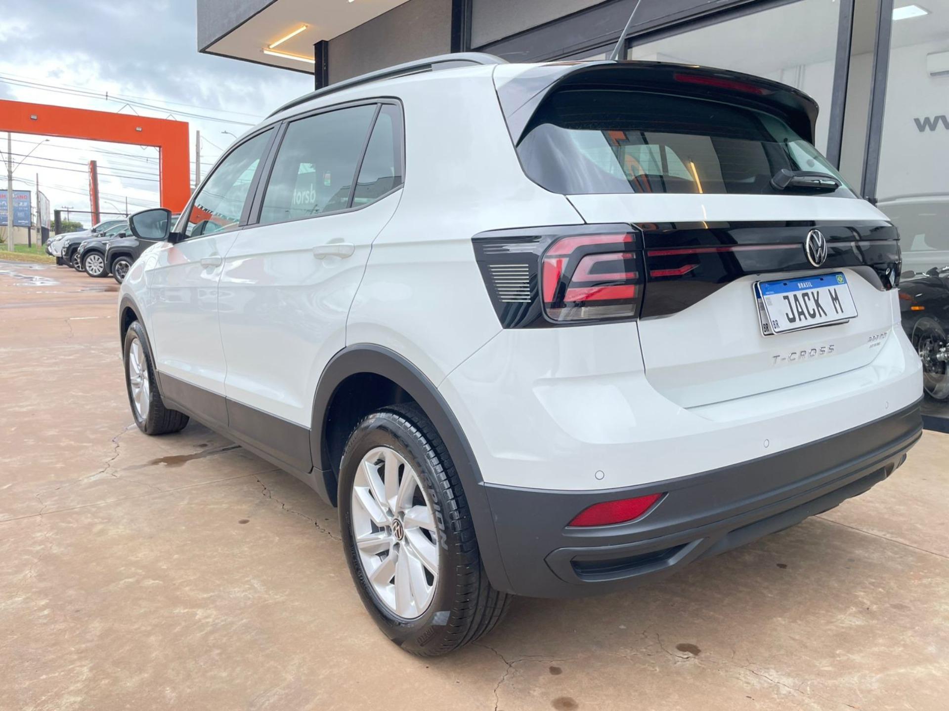 VOLKSWAGEN T-Cross - Foto