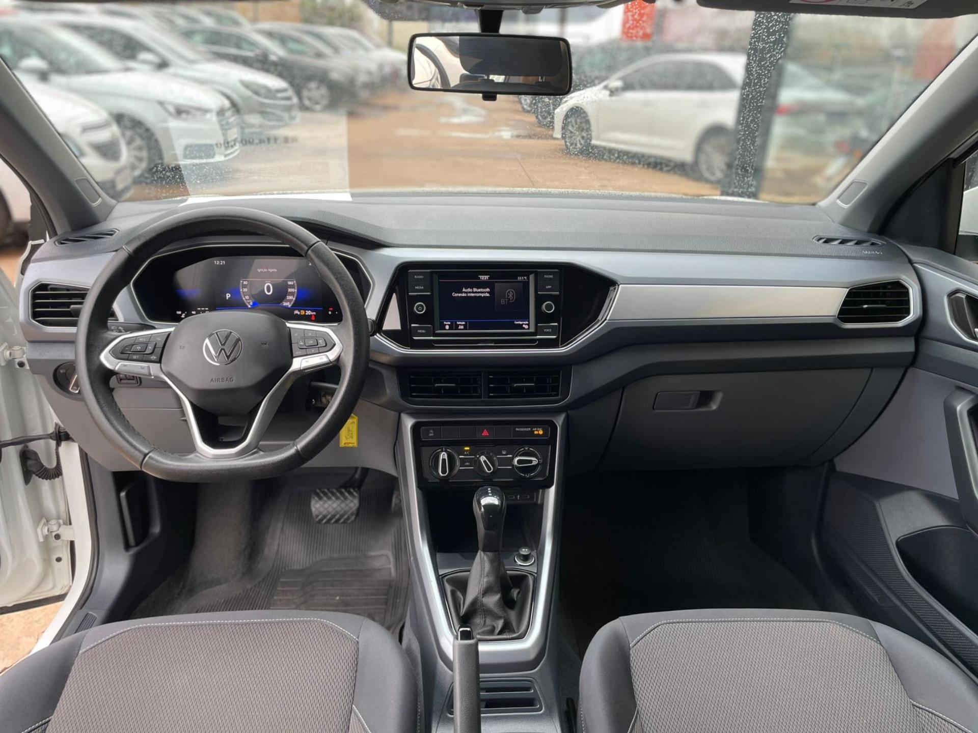 VOLKSWAGEN T-Cross - Foto