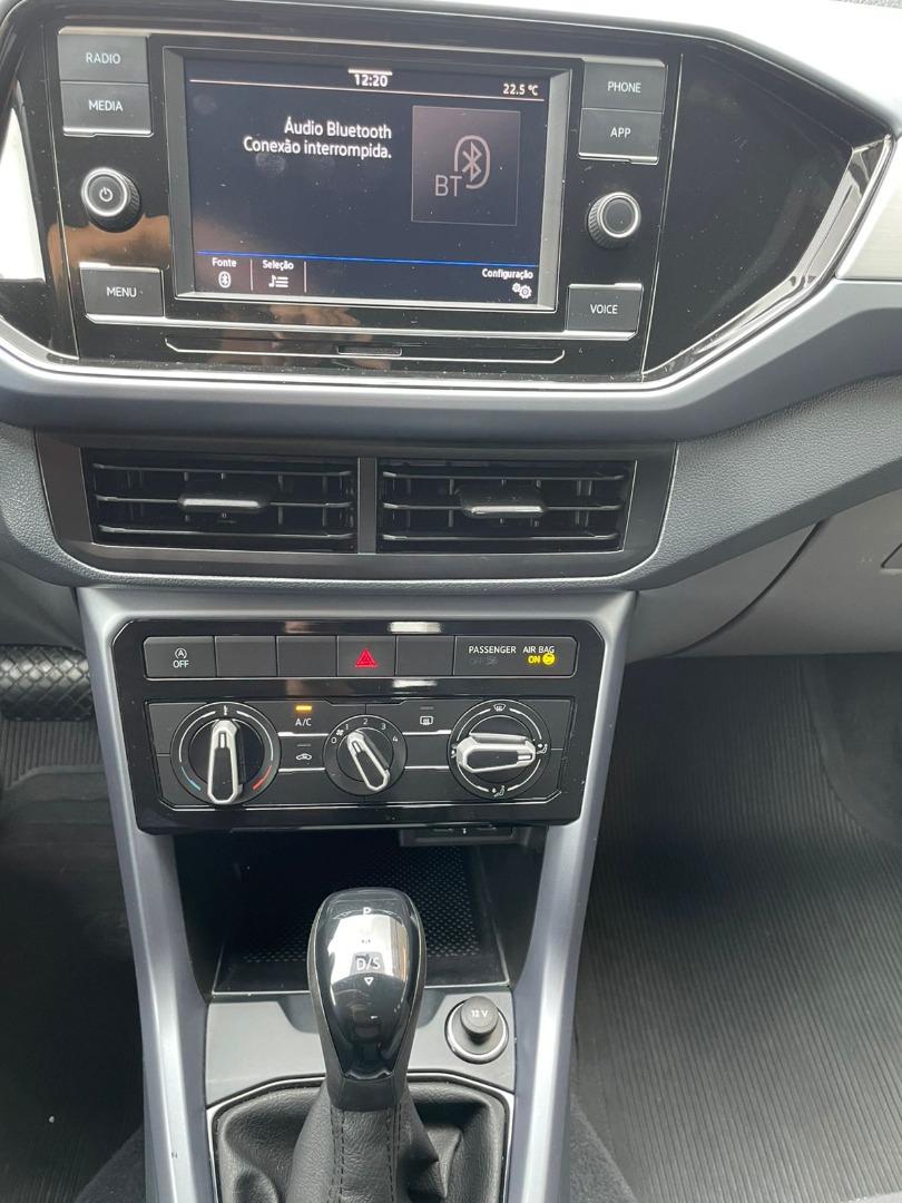 VOLKSWAGEN T-Cross - Foto