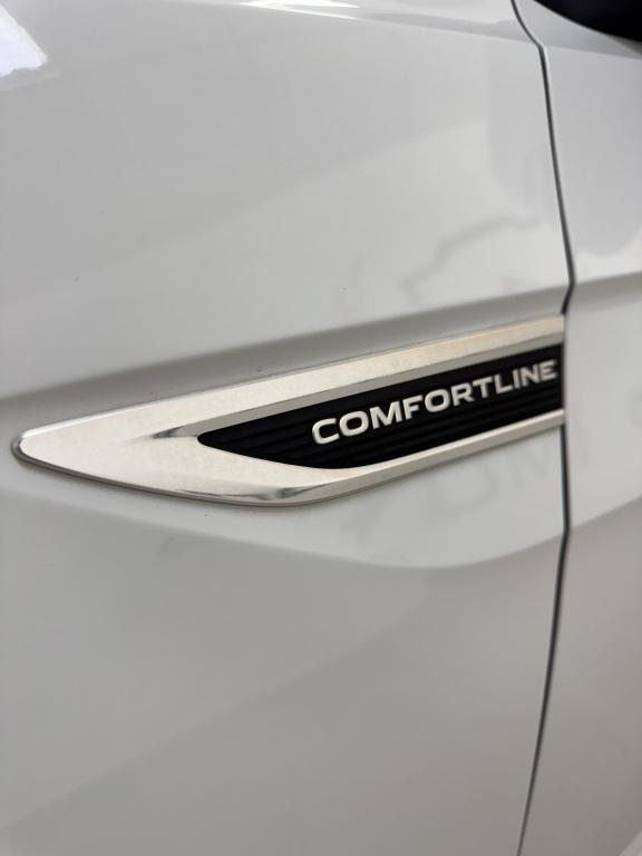 VOLKSWAGEN T-Cross - Foto