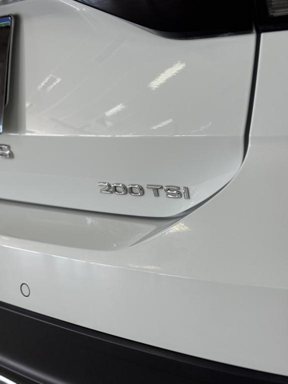 VOLKSWAGEN T-Cross - Foto