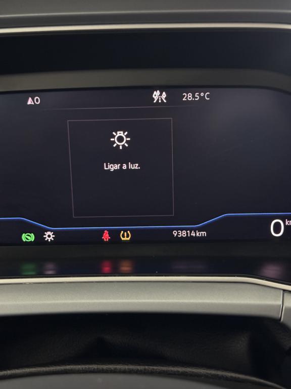 VOLKSWAGEN T-Cross - Foto