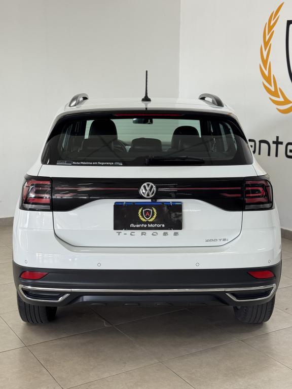 VOLKSWAGEN T-Cross - Foto