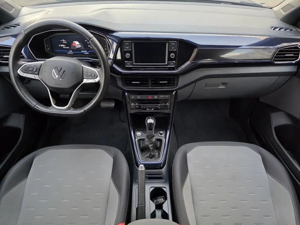 VOLKSWAGEN T-Cross - Foto