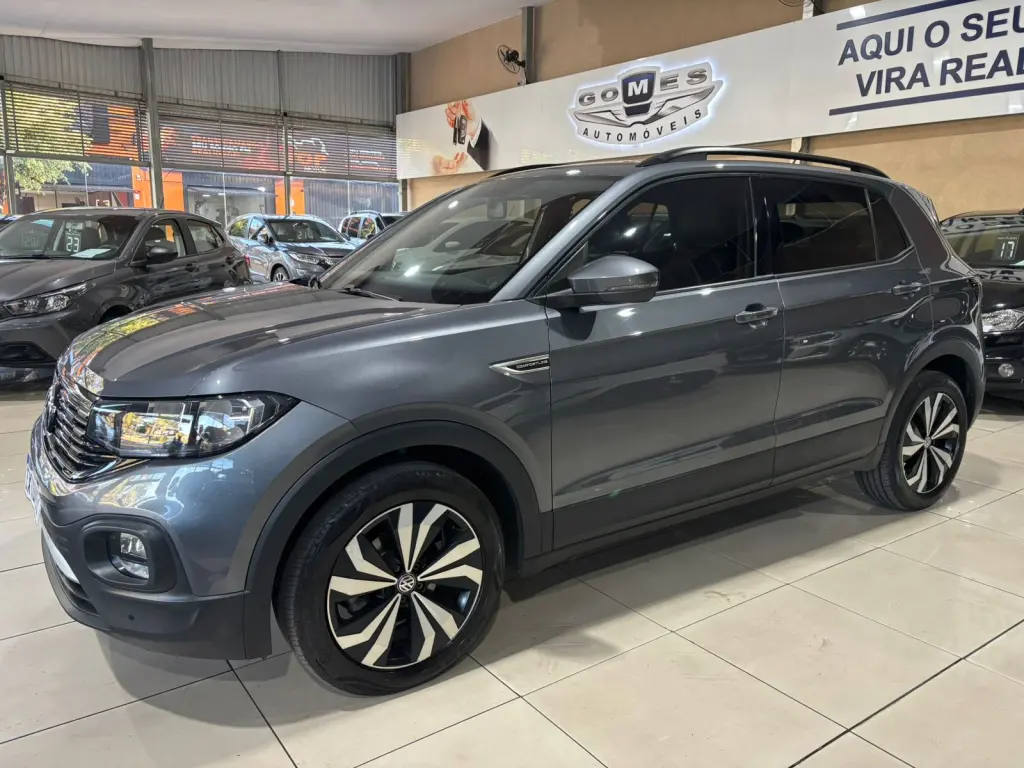 VOLKSWAGEN T-Cross - Foto