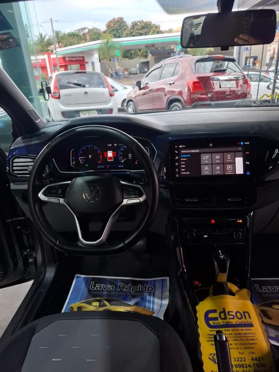 VOLKSWAGEN T-Cross - Foto