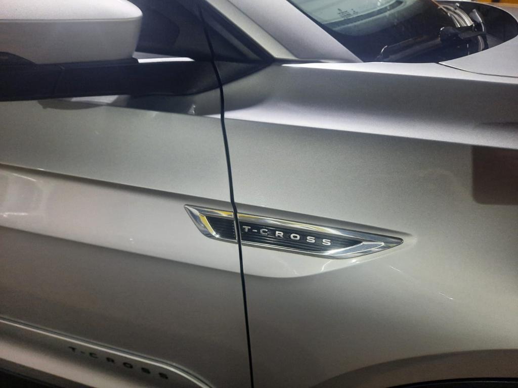 VOLKSWAGEN T-Cross - Foto