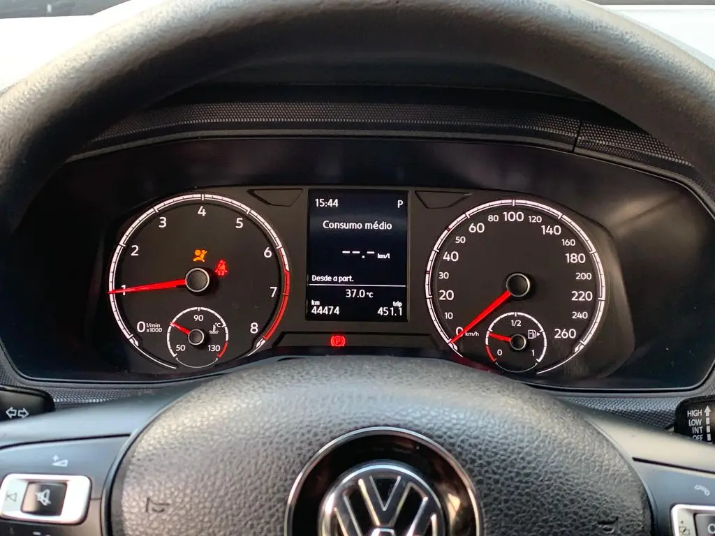 VOLKSWAGEN T-Cross - Foto