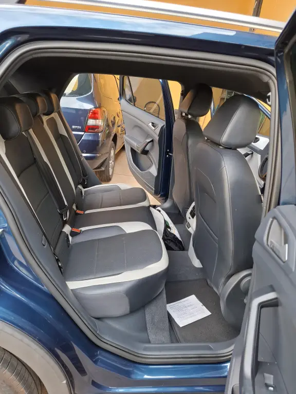 VOLKSWAGEN T-Cross - Foto