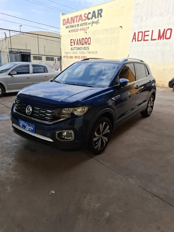 VOLKSWAGEN T-Cross - Foto