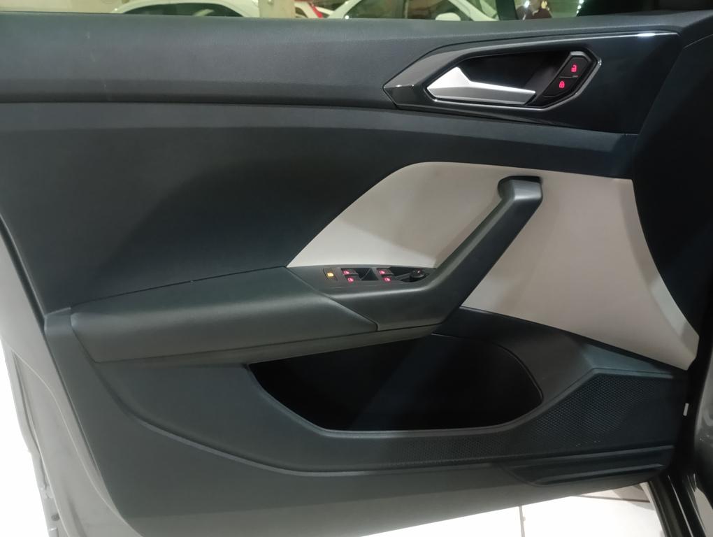 VOLKSWAGEN T-Cross - Miniatura