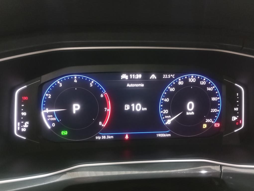 VOLKSWAGEN T-Cross - Miniatura