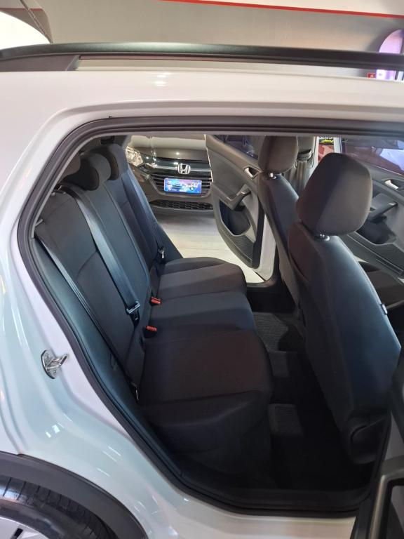 VOLKSWAGEN T-Cross - Foto