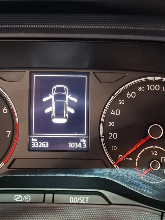 VOLKSWAGEN T-Cross - Foto