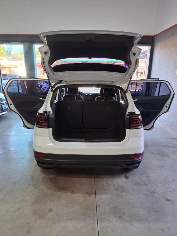 VOLKSWAGEN T-Cross - Foto