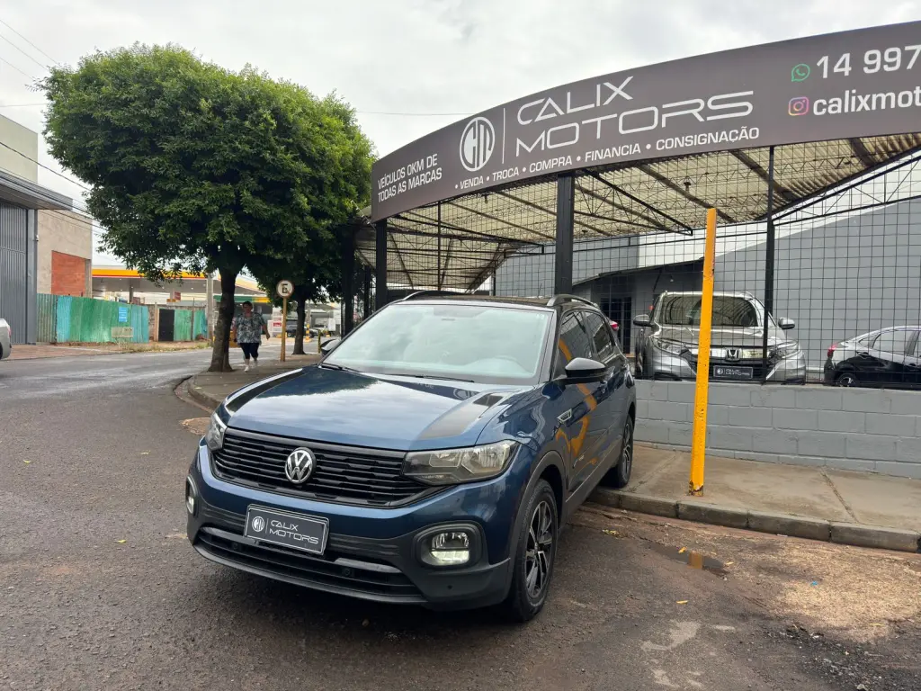 VOLKSWAGEN T-Cross - Foto