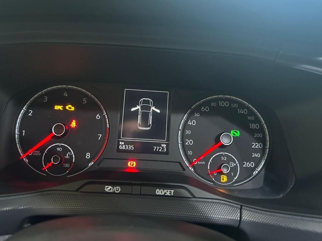 VOLKSWAGEN T-Cross - Foto