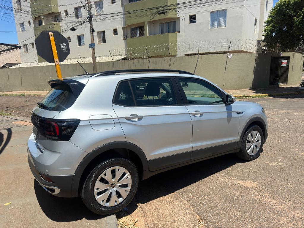 VOLKSWAGEN T-Cross - Foto