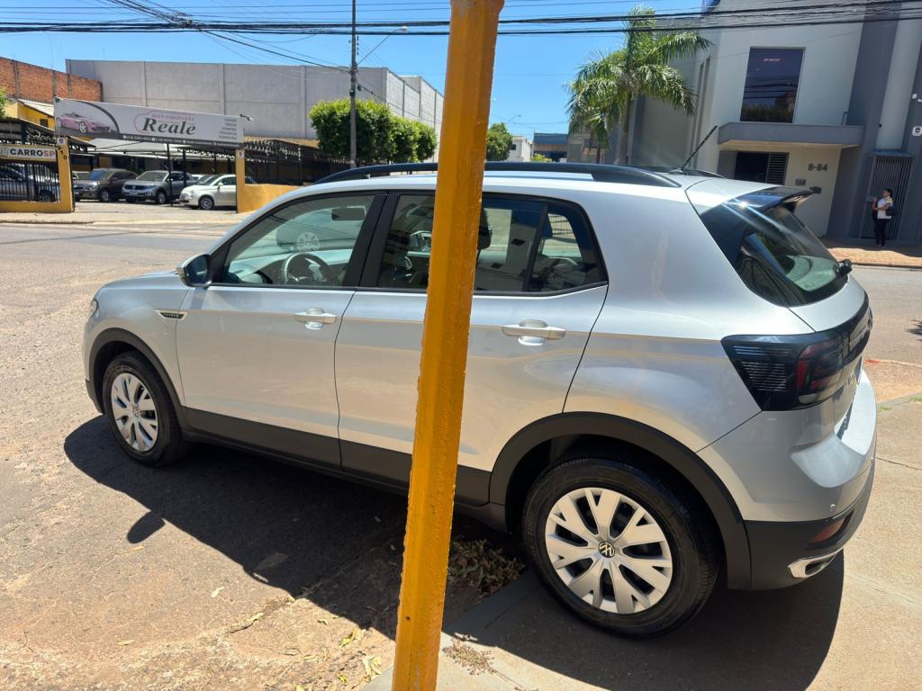 VOLKSWAGEN T-Cross - Foto