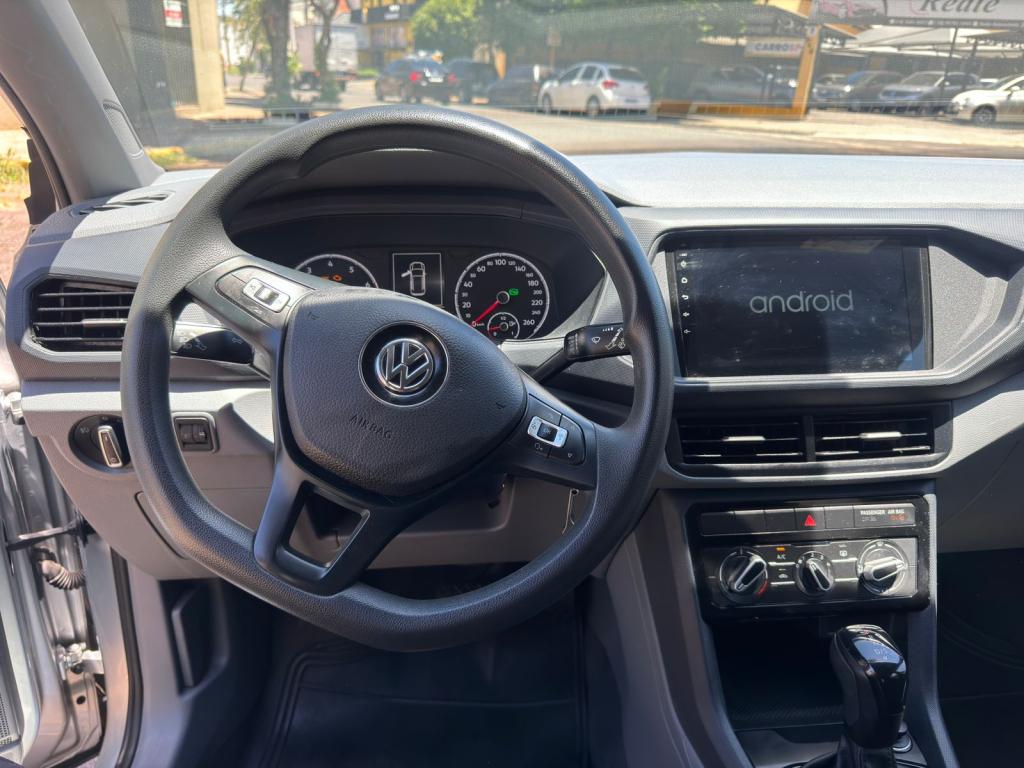 VOLKSWAGEN T-Cross - Foto
