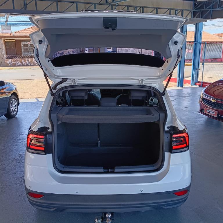 VOLKSWAGEN T-Cross - Foto