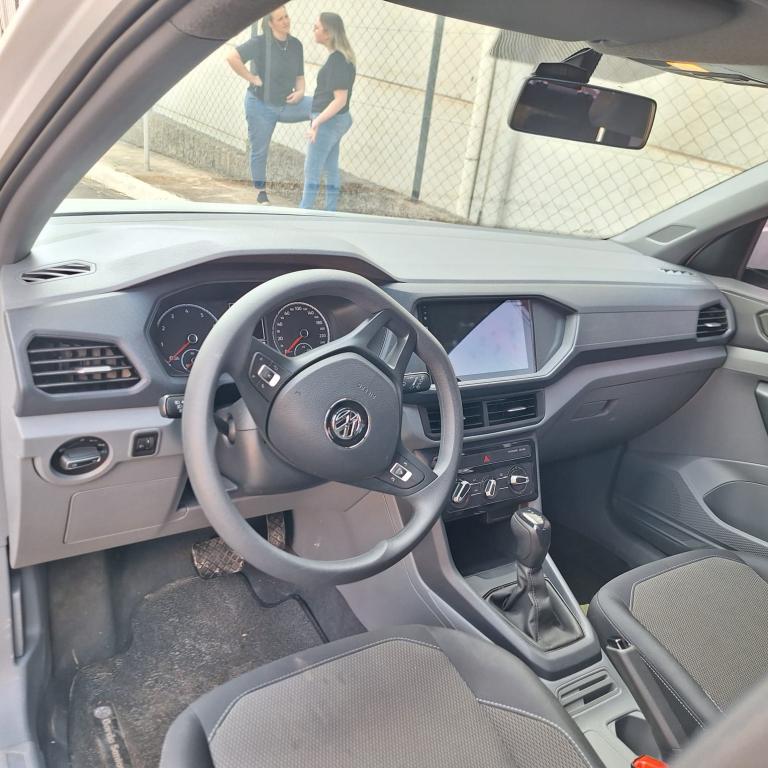 VOLKSWAGEN T-Cross - Foto