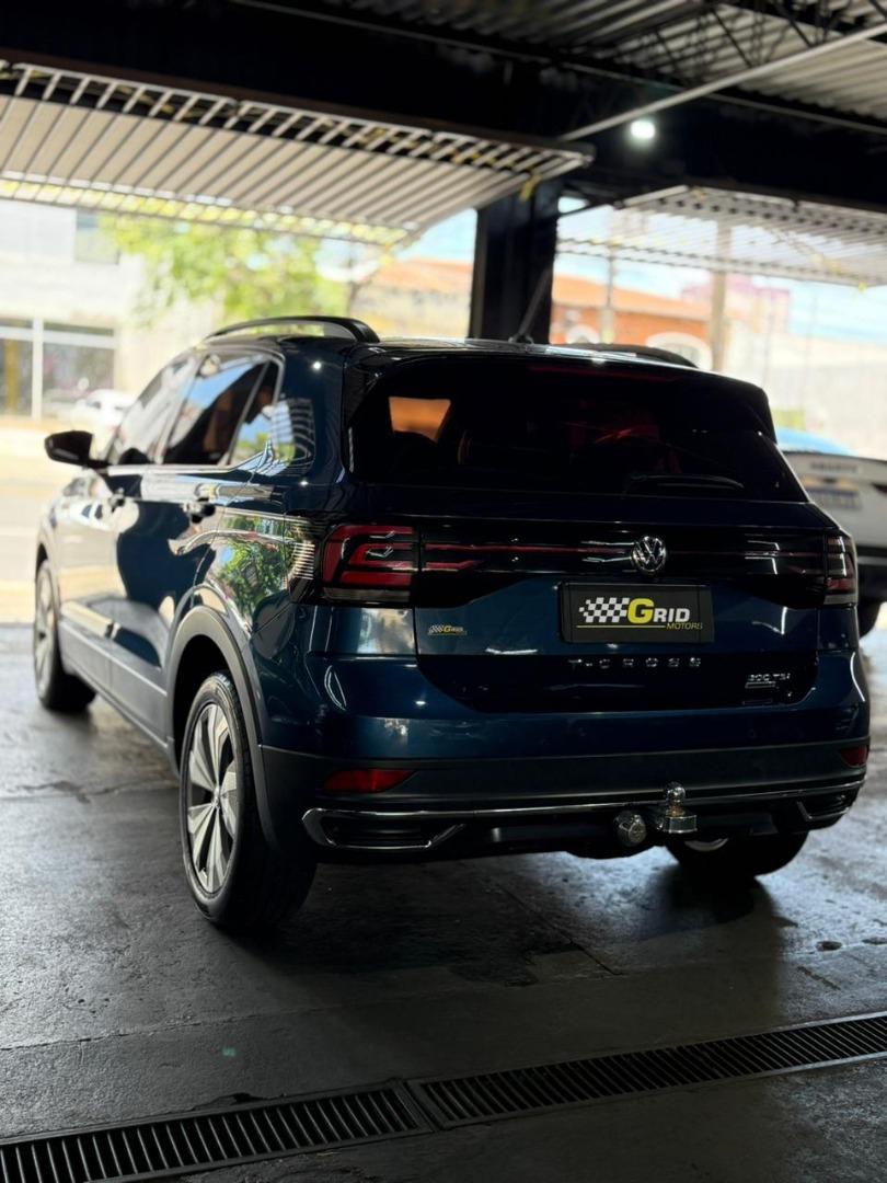 VOLKSWAGEN T-Cross - Foto