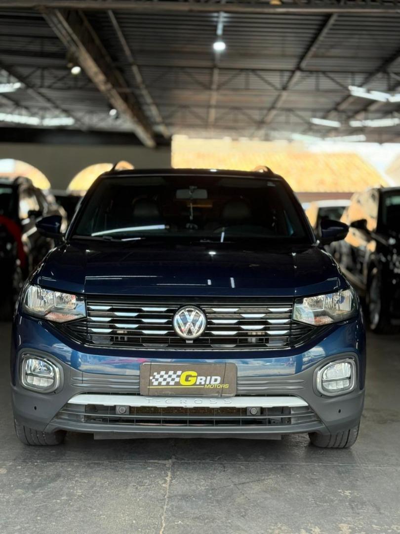 VOLKSWAGEN T-Cross - Foto