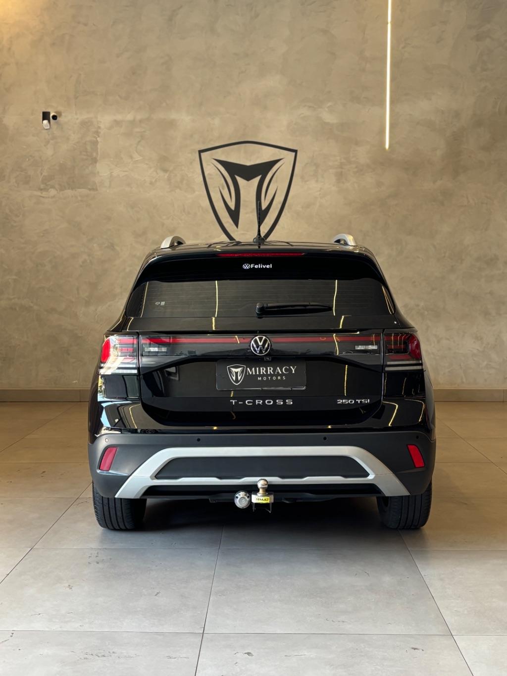 VOLKSWAGEN T-Cross - Foto