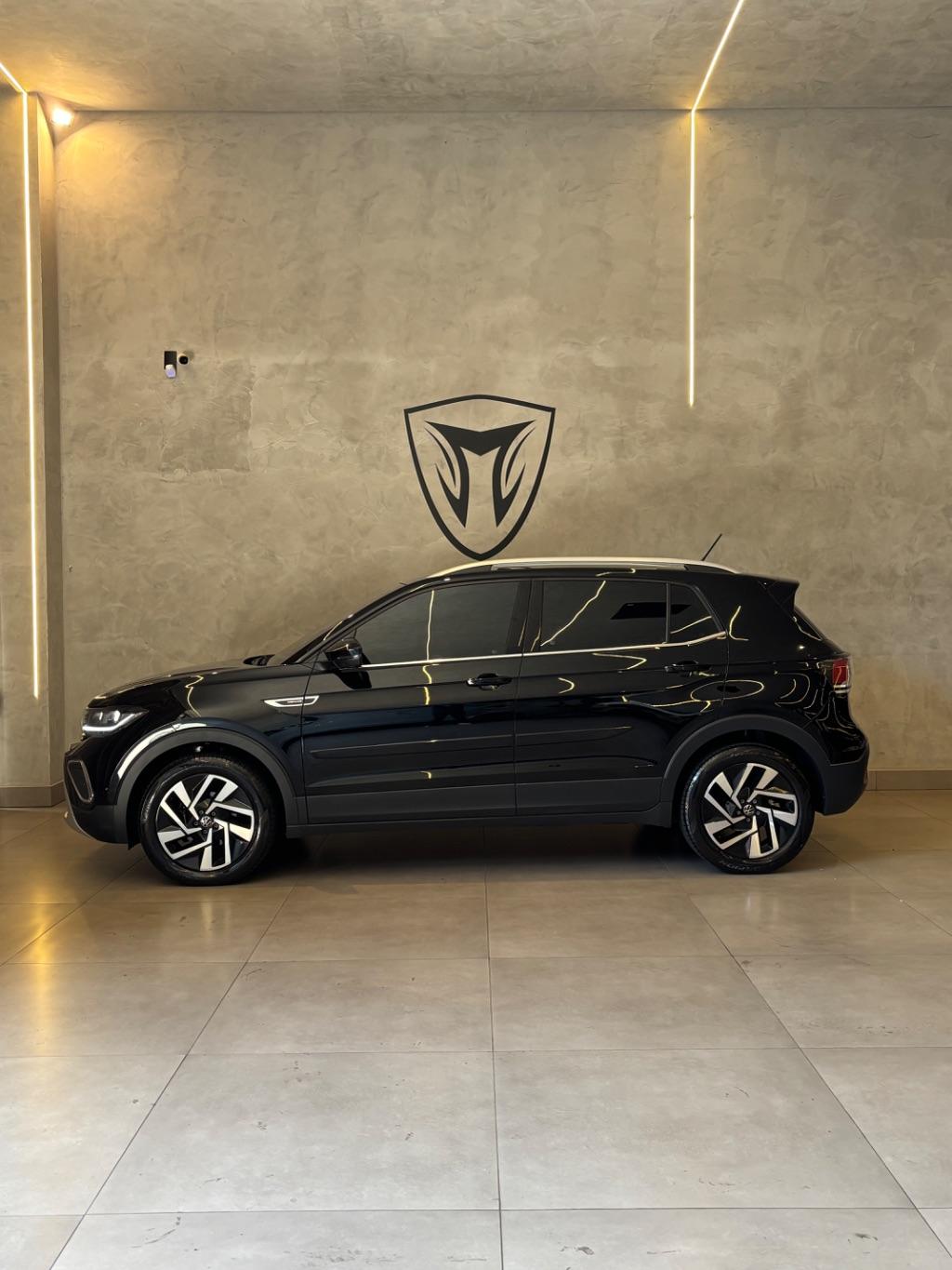 VOLKSWAGEN T-Cross - Foto