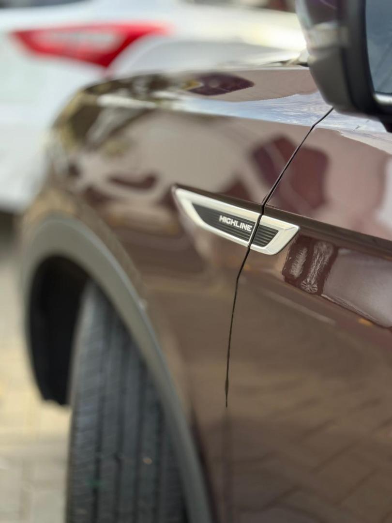 VOLKSWAGEN T-Cross - Foto