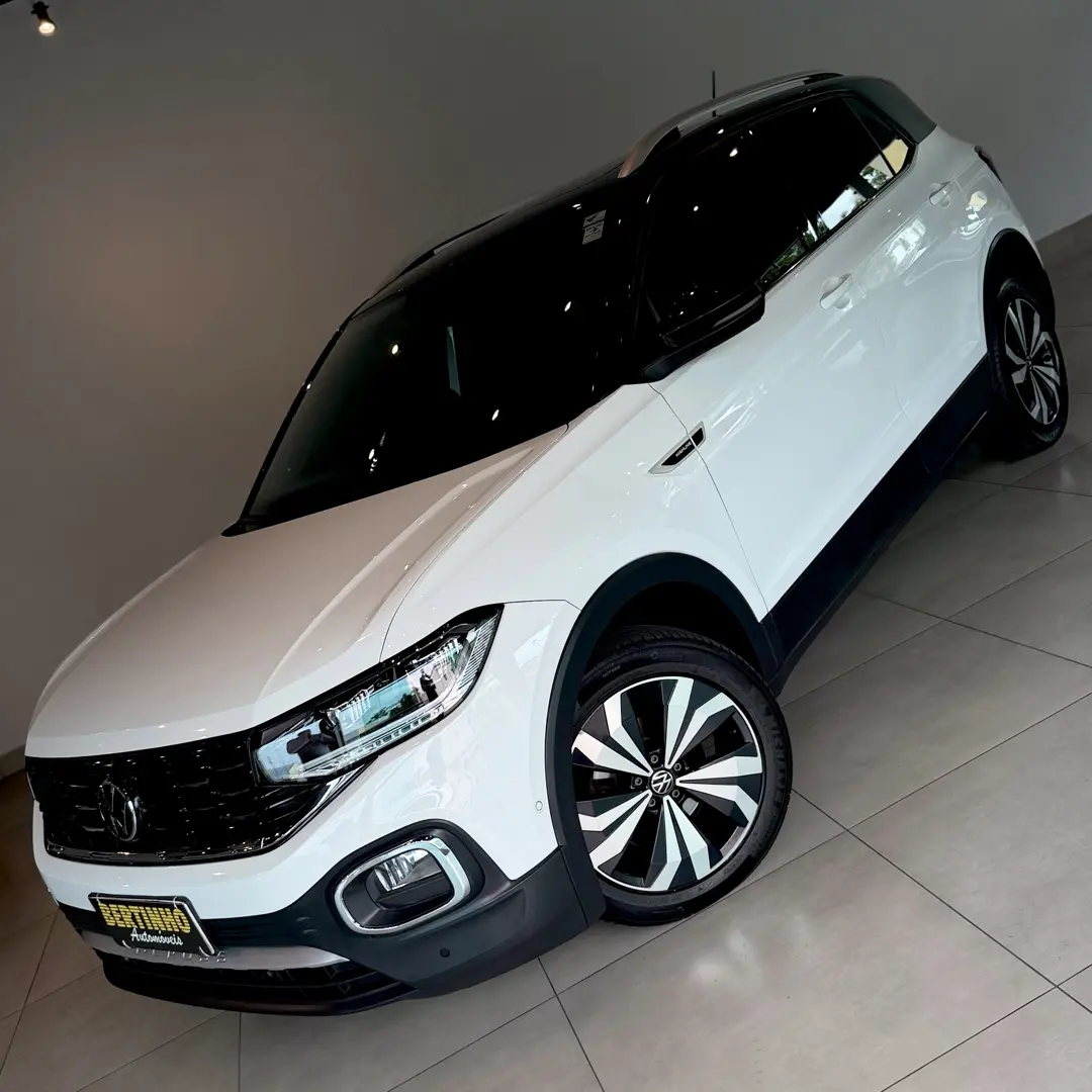 VOLKSWAGEN T-Cross - Foto