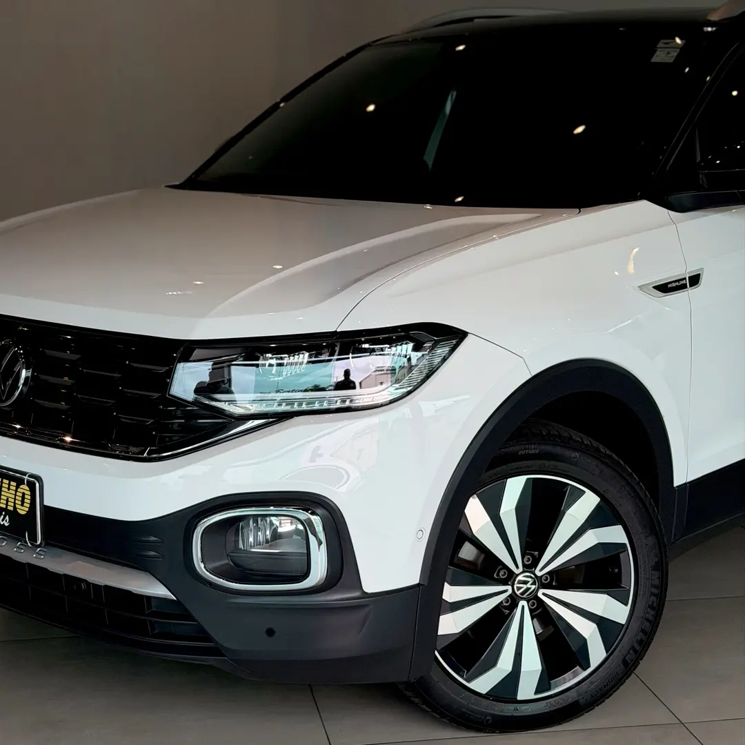 VOLKSWAGEN T-Cross - Foto