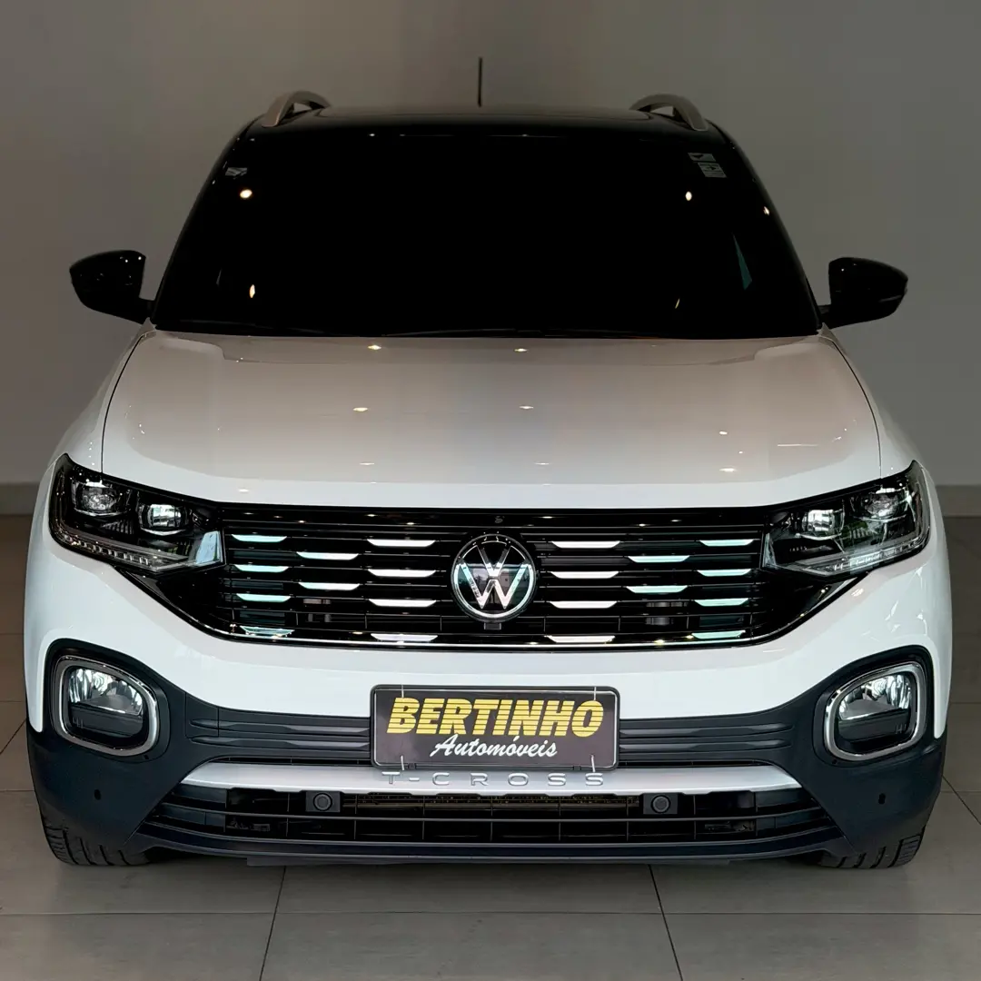 VOLKSWAGEN T-Cross - Foto