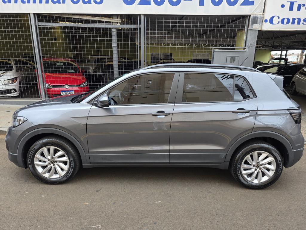 VOLKSWAGEN T-Cross - Foto