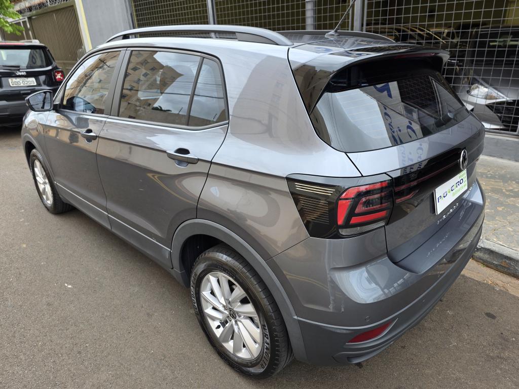 VOLKSWAGEN T-Cross - Foto