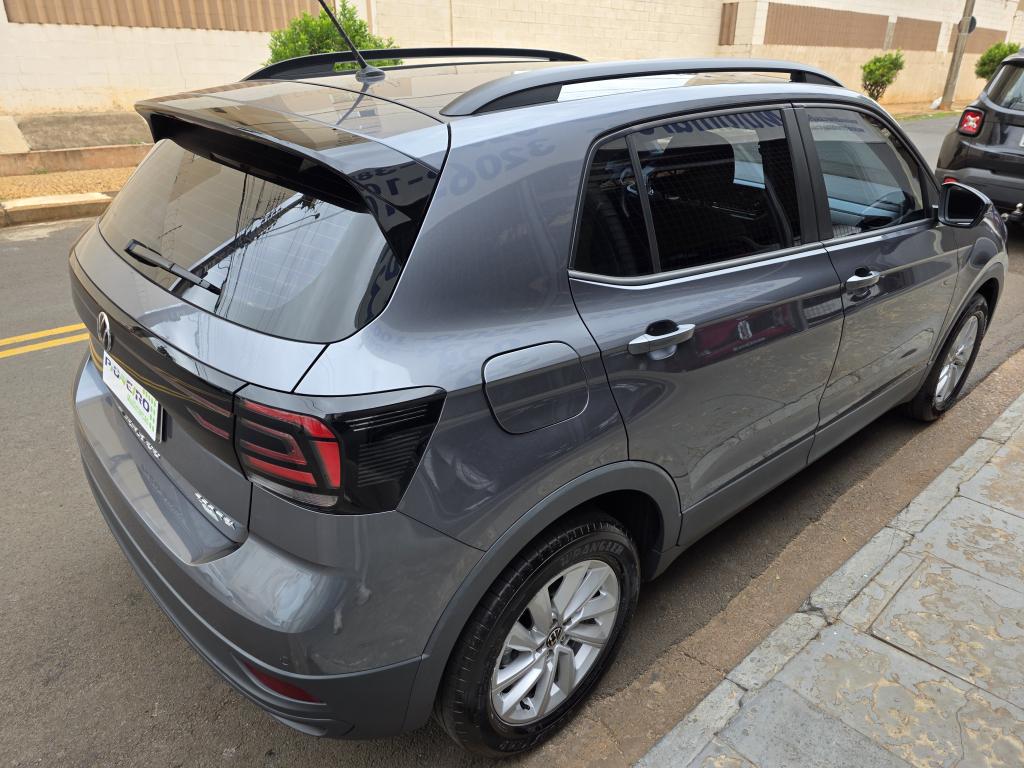 VOLKSWAGEN T-Cross - Foto